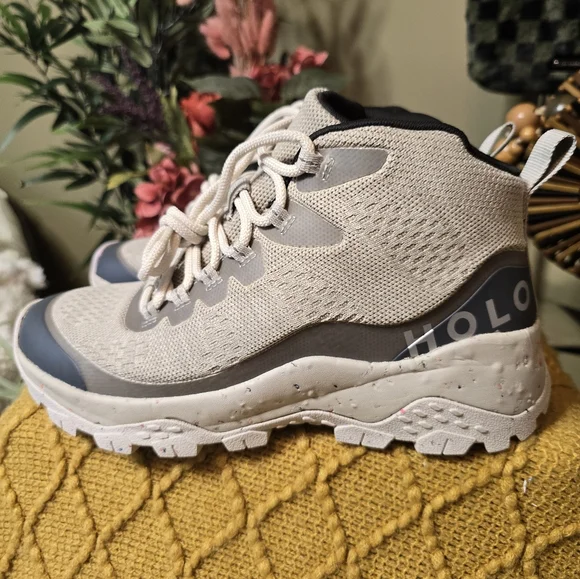 HOLO Hiking Sneakers, Women's size 9, Beige & blue - Picture 3 of 5